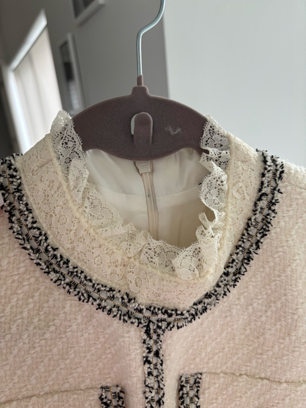 Sandro Cream Tweed Short-Sleeve Mini Dress with Black Trim - Picture 5 of 6